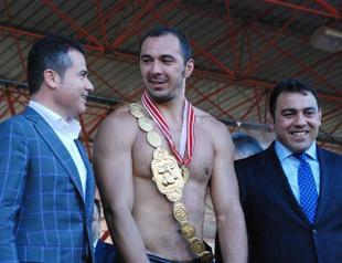 Turkey’s oil wrestling champion delivers late father’s dream after 25 years