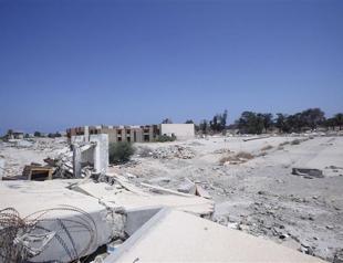 Libya to turn Gadhafi compound into amusement park