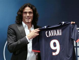 Cavani joins PSG in record French transfer