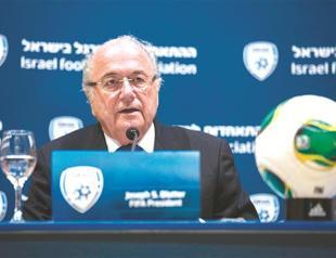 FIFA president pushes for 2022 World Cup in winter