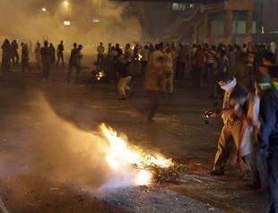 Scores killed in pro-Morsi demo in Egypt, as parties give conflicted reports on death toll