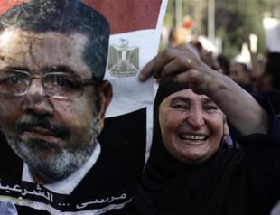 Islamic body head says Morsi met with human rights officials