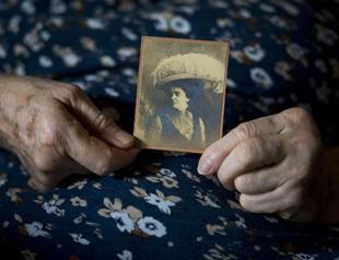 Social media help track property lost in Holocaust