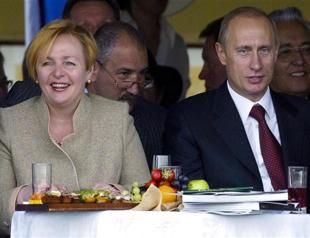 Russia’s Putin, wife announce divorce