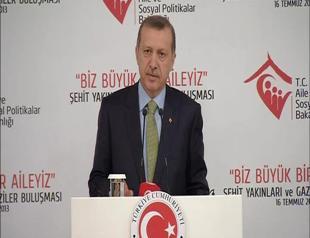 Turkish PM gathers emergency meeting on Syria crisis