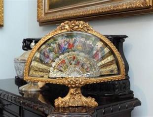 Fans from past to present