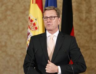 German Foreign Minister Westerwelle arrives in Egypt amid political impasse