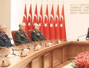Turkish Army disclaims resignation reports on key meeting day