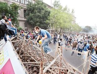 Protests raise Turkey’s deficit risks: Moody’s