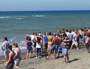 Thirteen people drown on same day in waters around Turkey