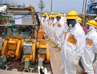 10 exposed to radiation at Japanese nuclear plant