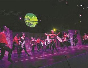 Northwestern town hosting singers, dancers at festival
