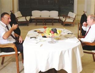 Russian President Putin wraps up visit to Azerbaijan as ties bolstered