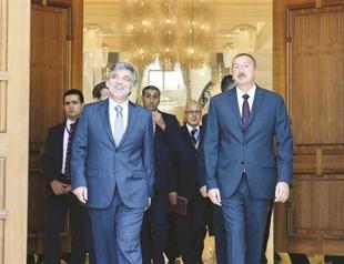 Turkish President Gül holds talks with his counterparts in Azerbaijan