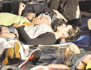 Silent Sky performance