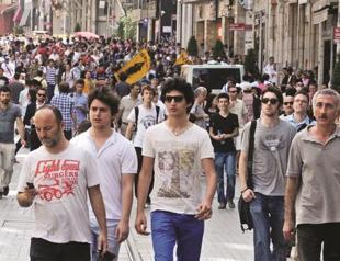 Economic concerns make Turks suffer, not politics