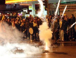Police use tear gas again to quell protests Ankara, five detained