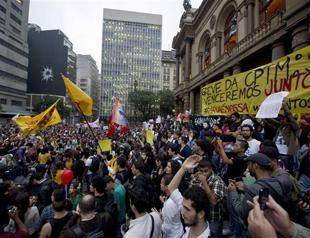 Protesters chant Turkey is here in Brazil bus fare demos as police takes hard line