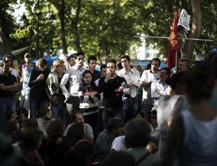 Gezi Park protesters hold forums to discuss next move