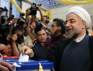 Moderate cleric Rowhani wins Iran presidential election