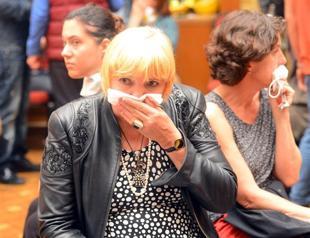 German Greens co-chair affected by tear gas, takes refuge at hotel