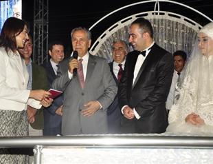 Deputy PM Arınç objects to Turkish PM’s advice to have three children