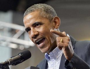 Obama studies options after Syria gas attack, consults UKs Cameron