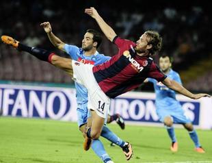 Dream start for Benitez as Napoli go top