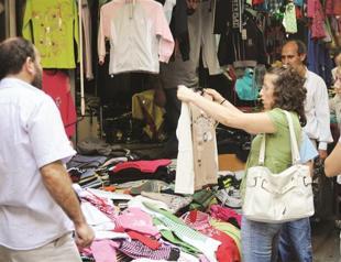 Consumer confidence index falls by 1.6 pct