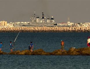 British navy arrives in Gibraltar amid tension with Spain