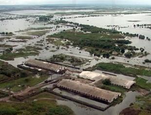 Russia evacuates 19,000 from flooded Far East