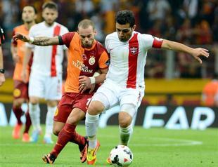 Galatasaray beats Gaziantepspor 2-1