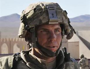 U.S. soldier in Afghan murder trial declines to withdraw guilty plea