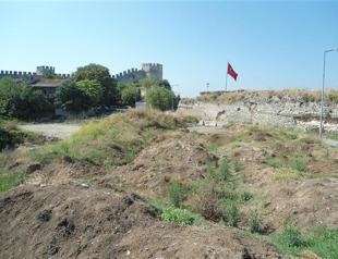 Conflicting projects in Yedikule Gardens raise controversy