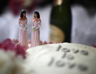 US recognizes same-sex couples under tax laws