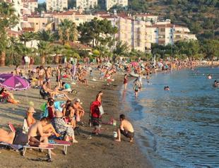 Reactions to Turks on the beach