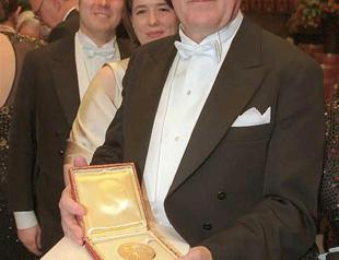 Irish Nobel laureate Heaney dies