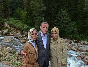 Turkish PM shares intimate anecdotes during program devoted to his life