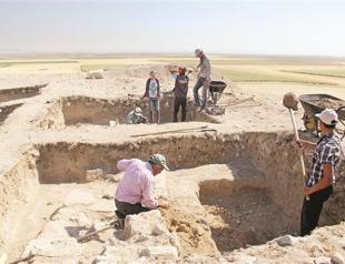 Remains of first religious structure discovered in Central Anatolia