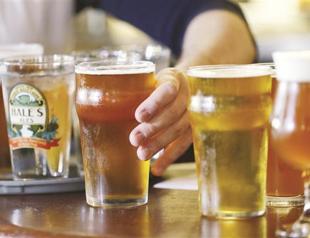 Big Mexican beer makers urged to open local market
