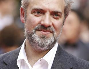 Mendes to direct next James Bond film in 2015