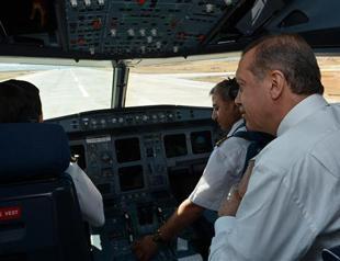 Turkish PM opens Bingöl airport, vows more investments with Kurdish peace bid