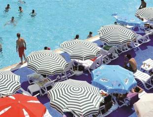 ‘Halal hotels’ lure Turks, not Arabs