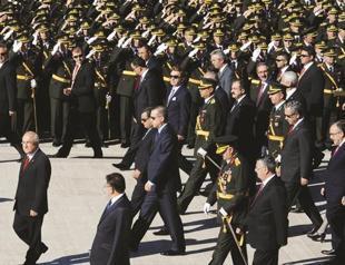 Turkish President Gül to host first time Victory Day reception