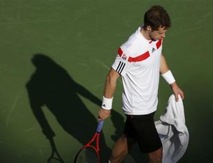 US Open repeat dream ends in Murray meltdown