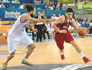 Hapless Turkey hopes to survive in EuroBasket