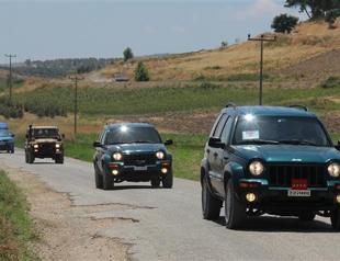 Turkish army confirms return of fire on oil smugglers in Hatay as commander visits zone