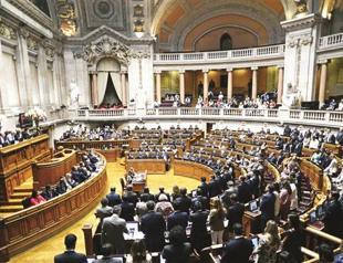 Portugal gov’t vows to meet bailout goals