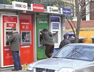 Drawing cash from credit cards double in five years in Turkey