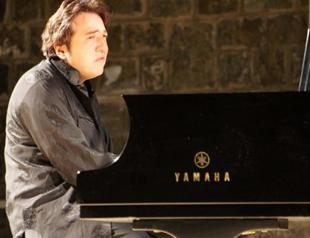 Prominent Turkish pianist Say receives prestigious music award